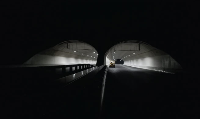 Tunnel and street lighting luminaires using LEDiL STRADA-2X2 optics