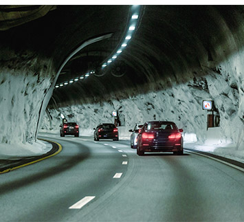 LEDiL_Tunnel_lighting_article_driving_traffic