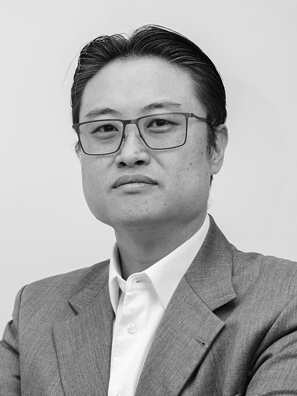 Jen John Lee